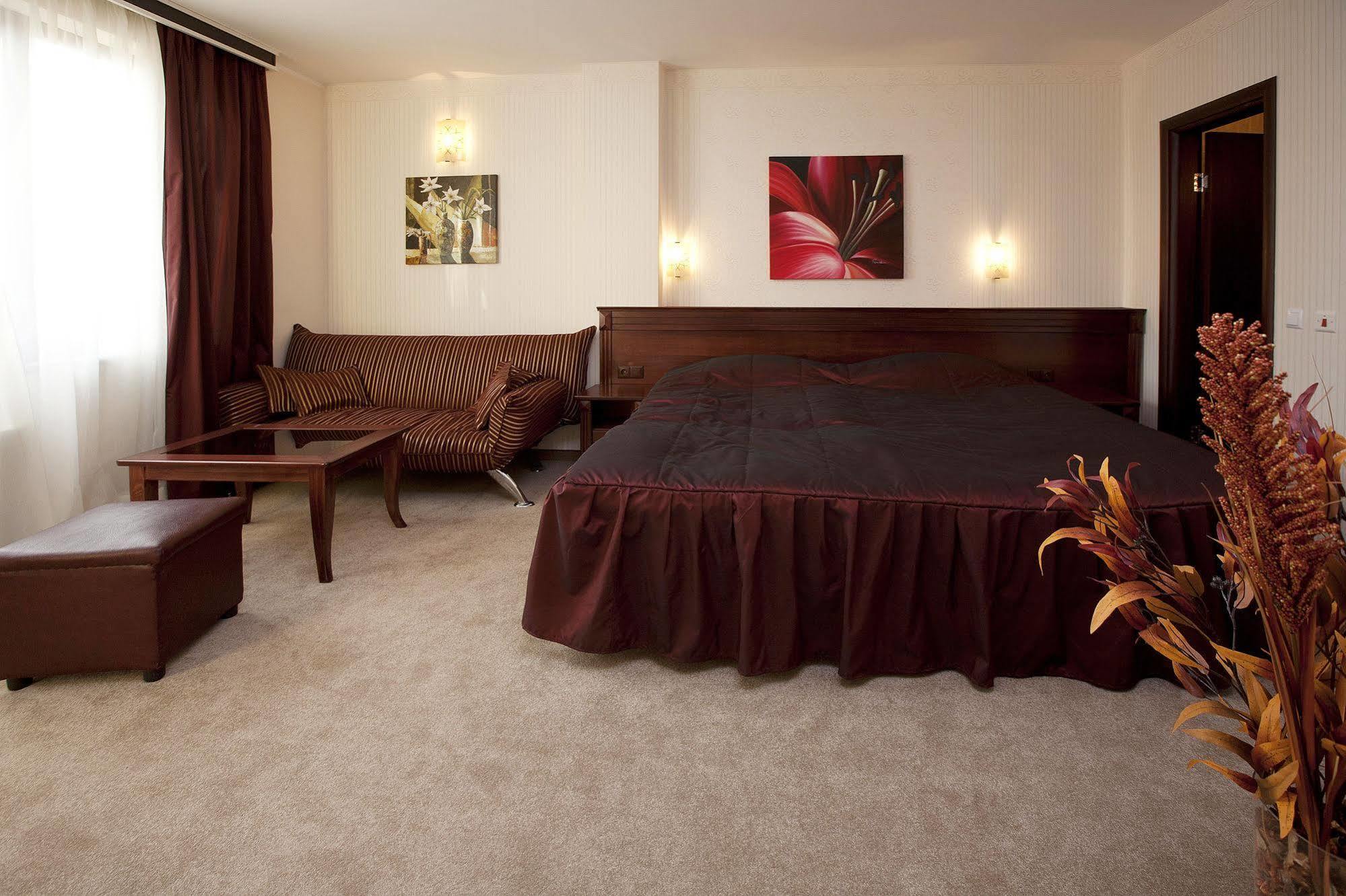 Aris Hotel Софія Екстер'єр фото