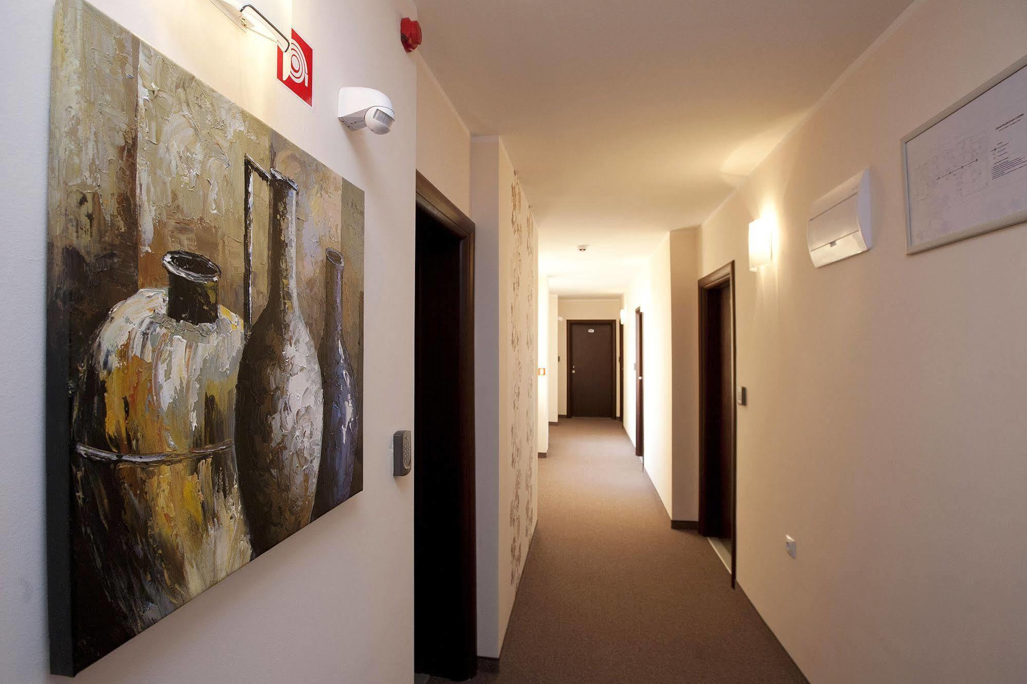 Aris Hotel Софія Екстер'єр фото